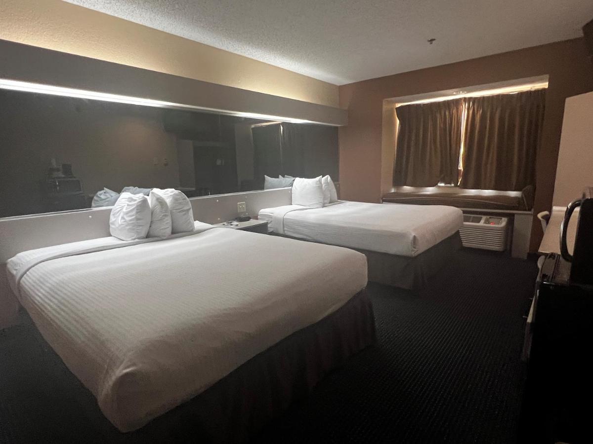 Microtel Inn & Suites By Wyndham Houston/Webster/Nasa/Clearlake Nassau Bay Exterior foto